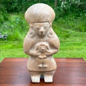 South American Pre-Columbian Pottery Reproduction Woman Child Figurine Statue